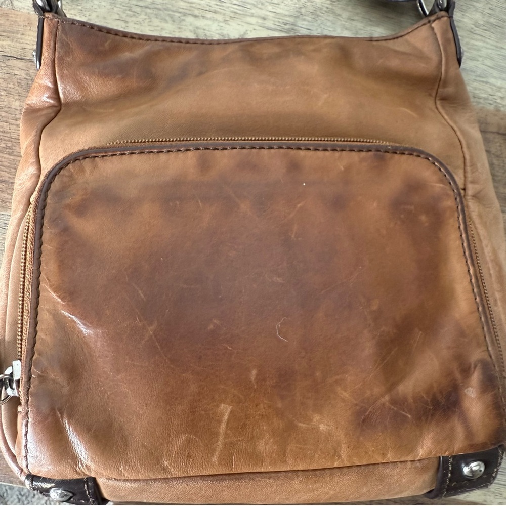 DANIER Leather Camel Tan Brown Crossbody Bag Multi Zipper Adjustable Strap *Flaw - Picture 9 of 16